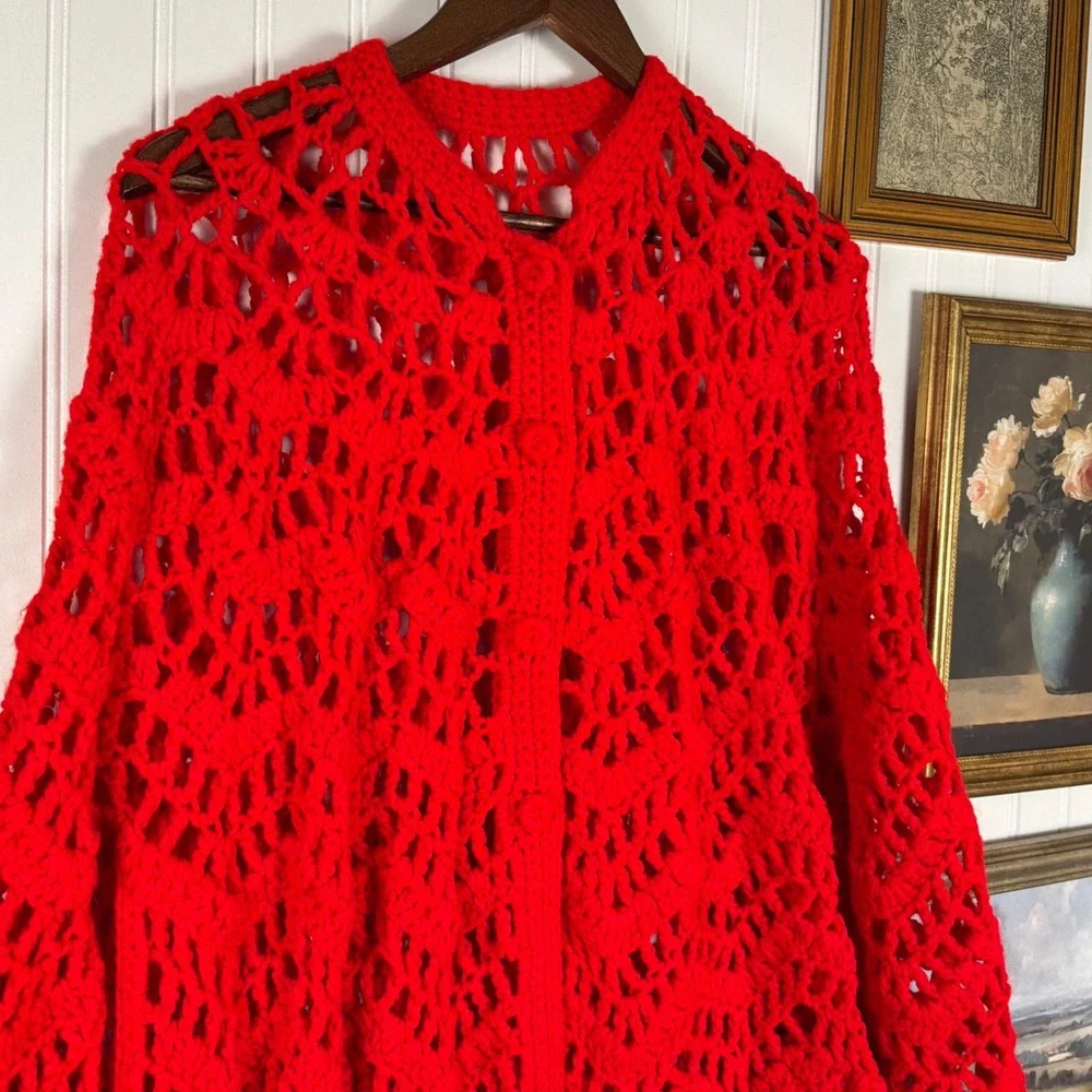 Unbranded HanCrochet Poncho Women OS Red Excellent Fringe Button handmade